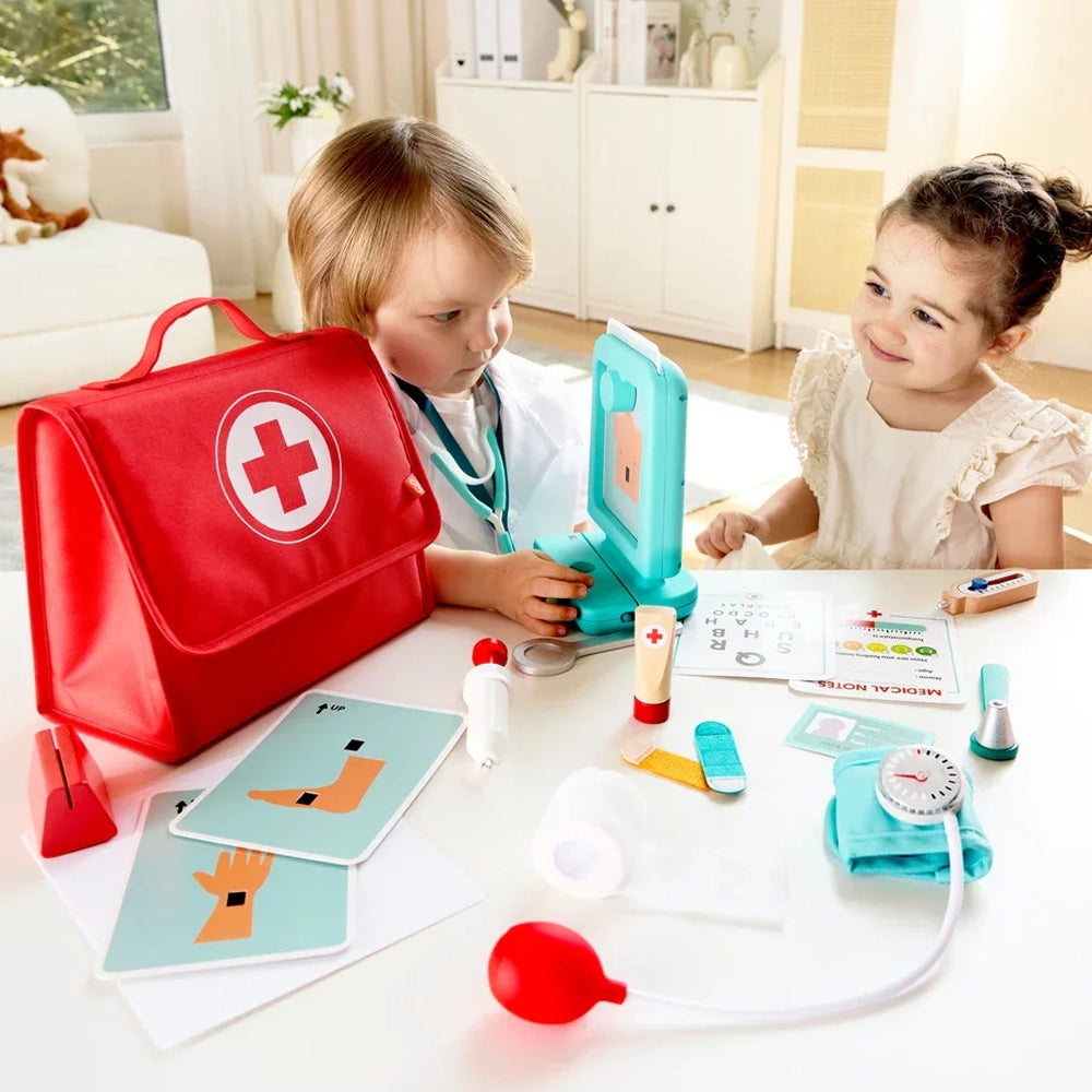 Hape Set Médical du Petit Docteur 3-8A