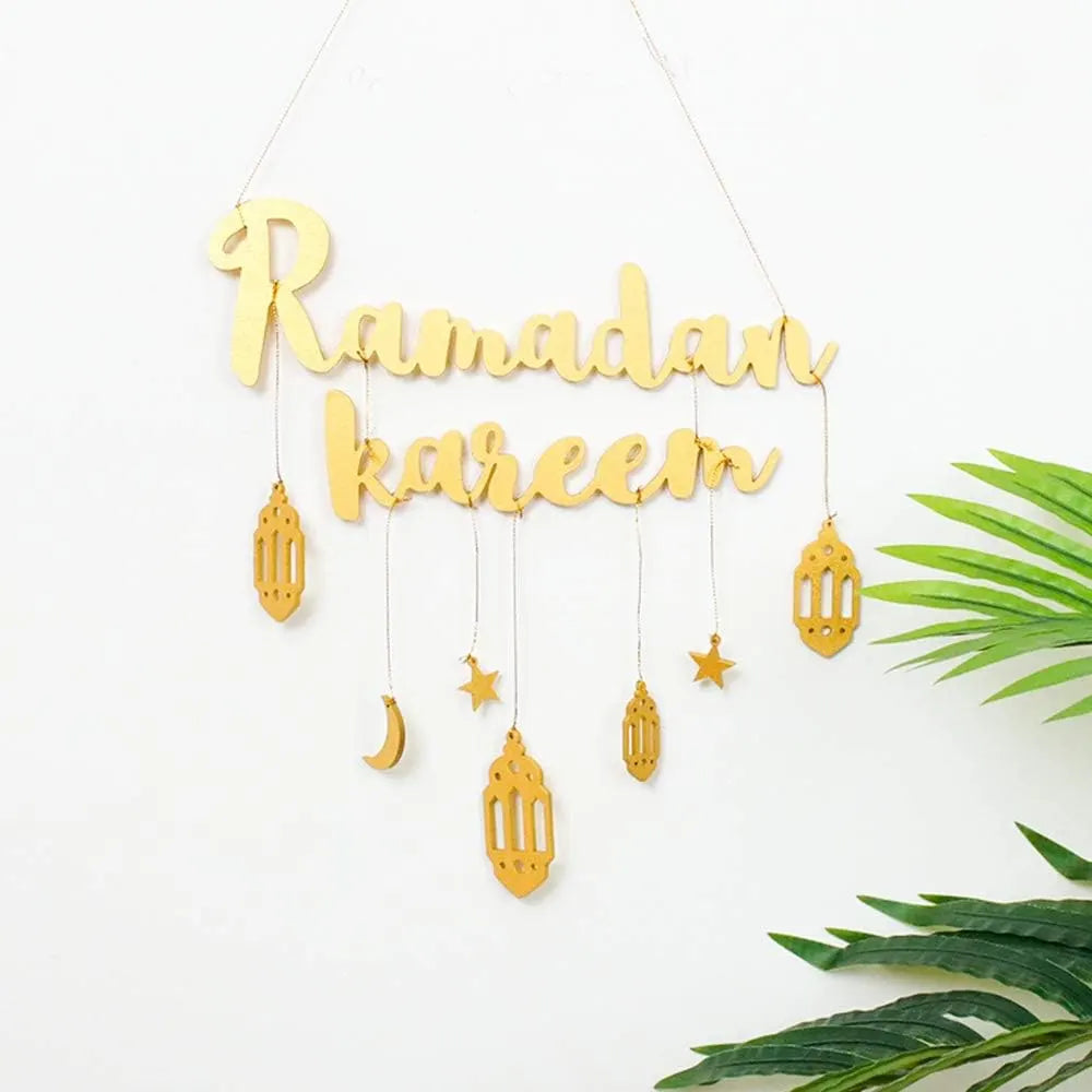 Décoration Murale Dorée Ramadan Kareem 