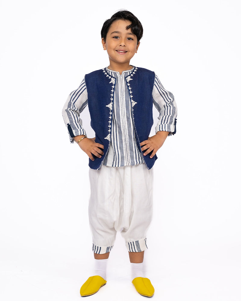 Jabador Marin Tres Piezas Para Niño - Blanco & Azul Marino
