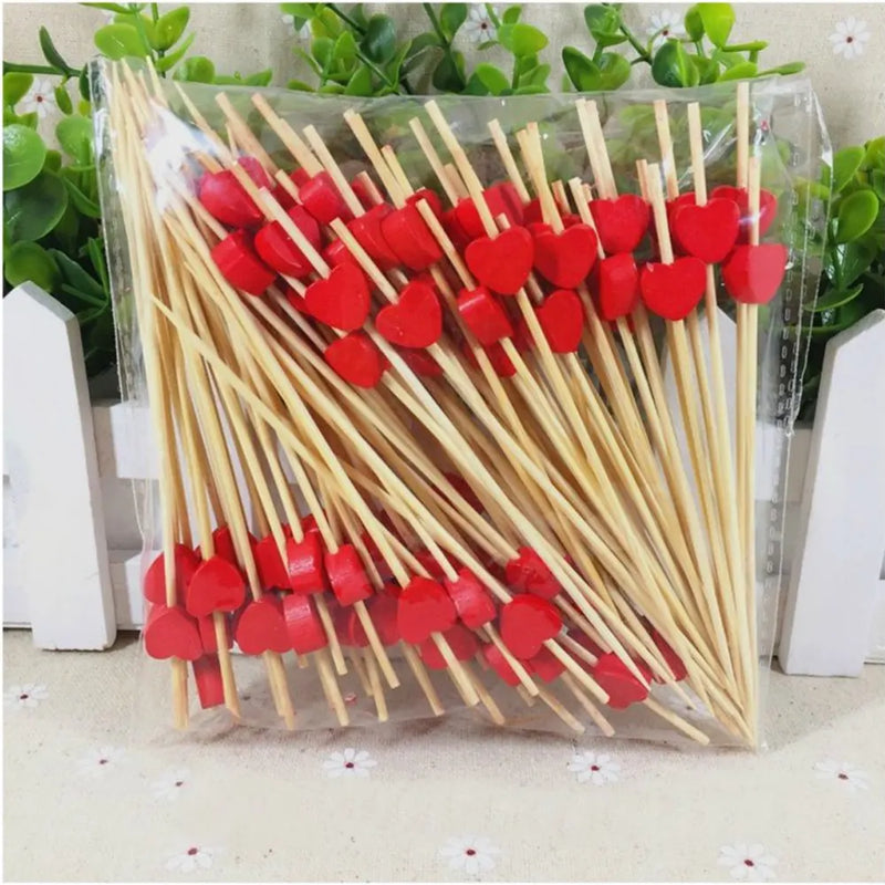 Lot de 100 Brochettes en Bois - Coeurs Rouge