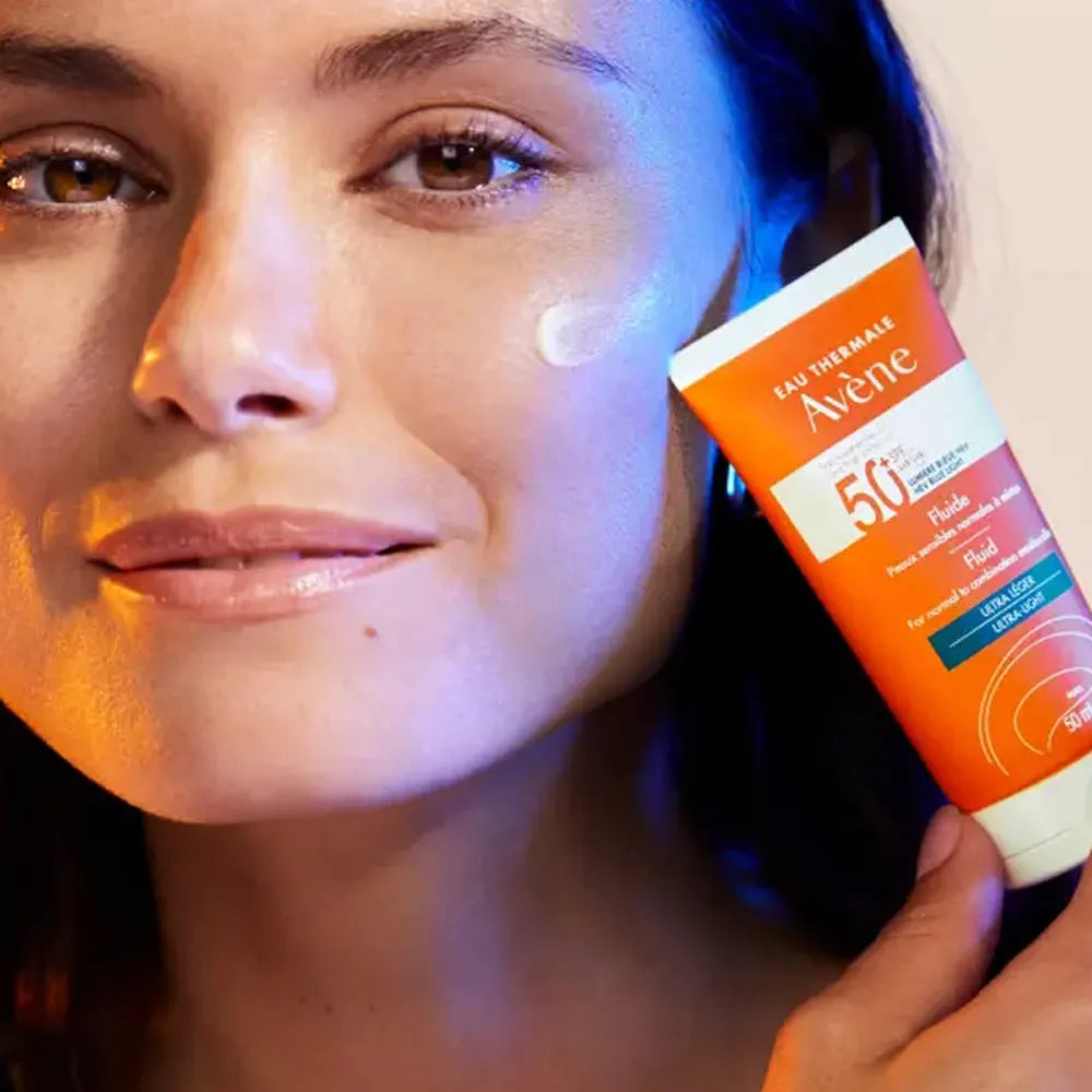 Eau Thermale Avène Solaire Fluide Très Haute Protection - Spf 50+ - 50ml