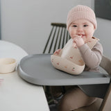 Mushie Bavoir Bébé en Silicone - Cerises