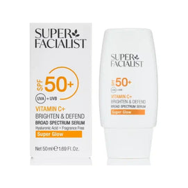 Super Facialist Vitamine C+ Brighten & Defend Sérum SPF50+ 50 ml – flacon