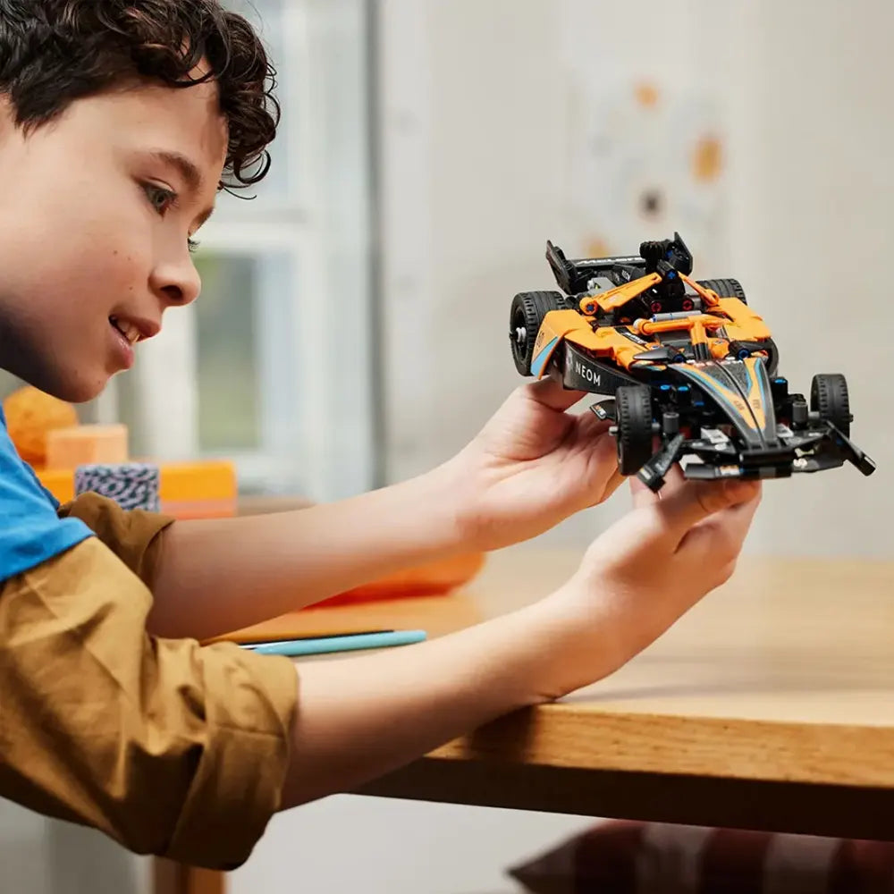 Lego Technic NEOM McLaren Formula E Race Car – 9A+